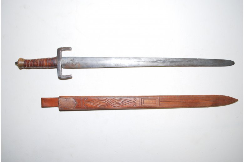 Dagger - 64 cm