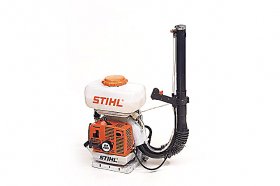 Prachový sněhostroj Stihl